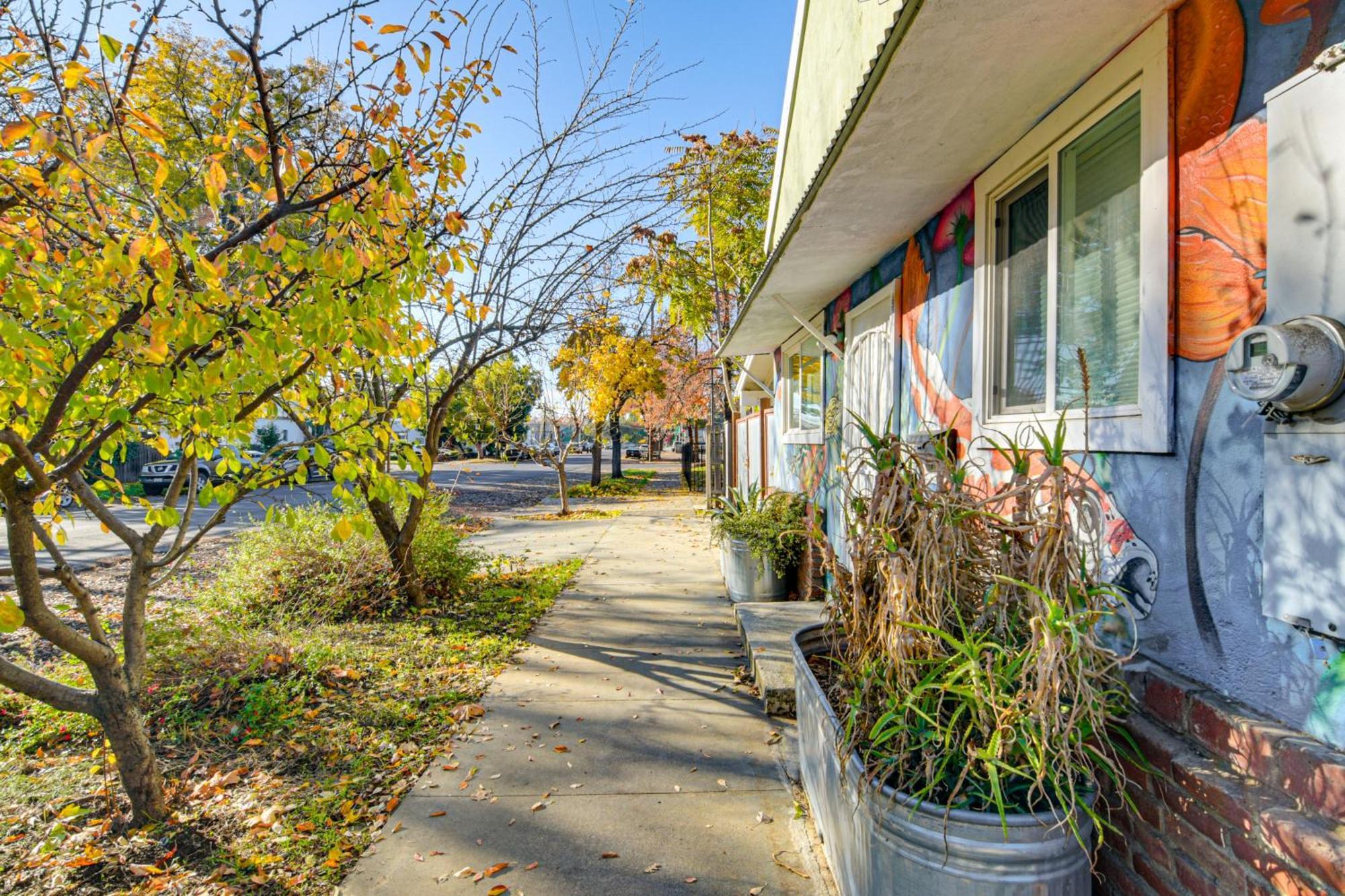 1 Mi To City Plaza Family-Friendly Chico Home Exterior photo